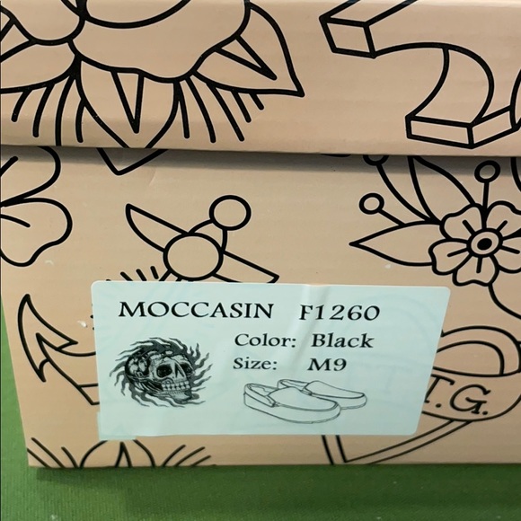 Limited Edition Loafers/Moccasin - Picture 6 of 7